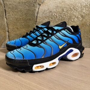 Nike Air Max Plus TN Hyper Blue OG 2018 Retro Mens US8.5 Blue Black Fade